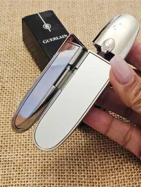Guerlain Rouge G L'Extrait lipstick case With built-in double mirror M65 Paresse